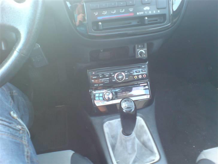 Honda Civic 1.6 VTI SOLGT billede 16