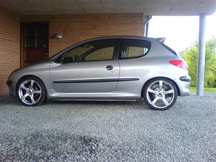 Peugeot 206 XT - 110hk (Smadret) billede 10