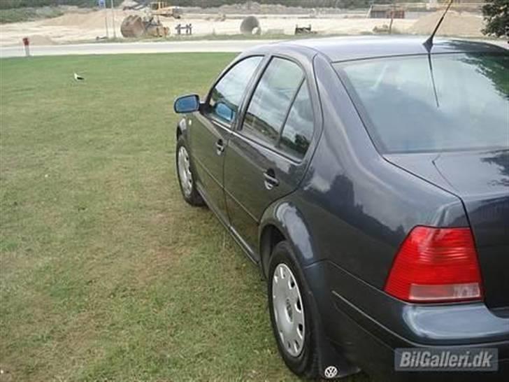 VW Bora *SOLGT* billede 3