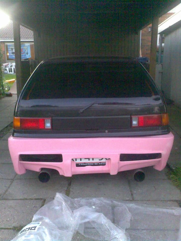 Honda Civic #Skralderkassen# - Ny røv... men hva sker der lige for farven??? glæder mig til det blir malet... billede 7