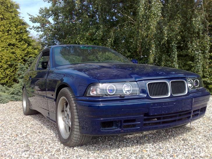 BMW 325i Coupe  billede 4