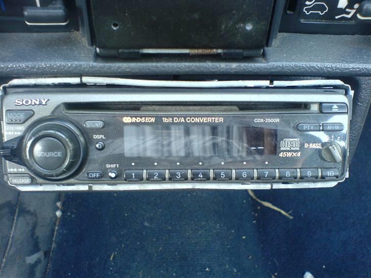 Peugeot 205 XL #SOLGT# - Radioen =D billede 8