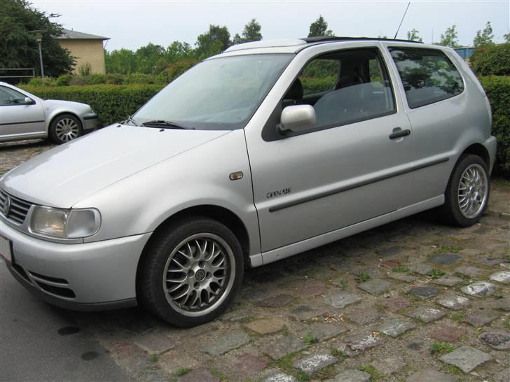VW Polo 6N 1,4 16v *Solgt* billede 1