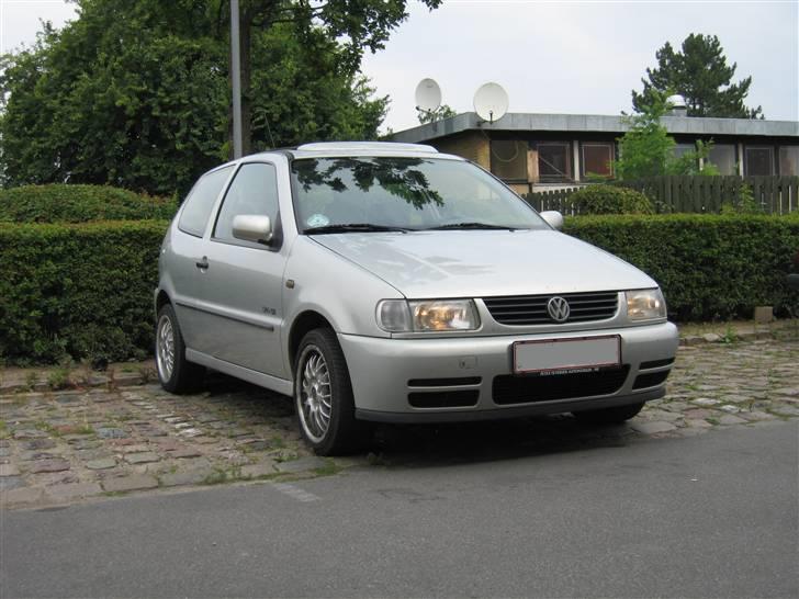 VW Polo 6N 1,4 16v *Solgt* billede 2