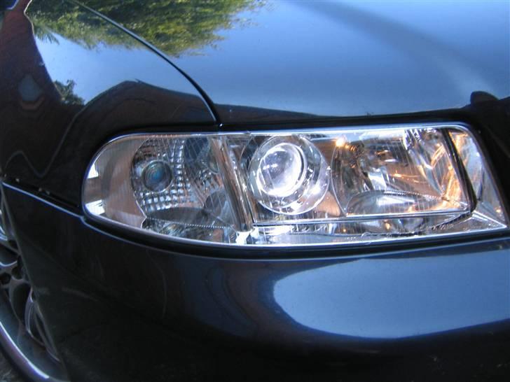 Audi A4 TURBO SOLGT billede 14