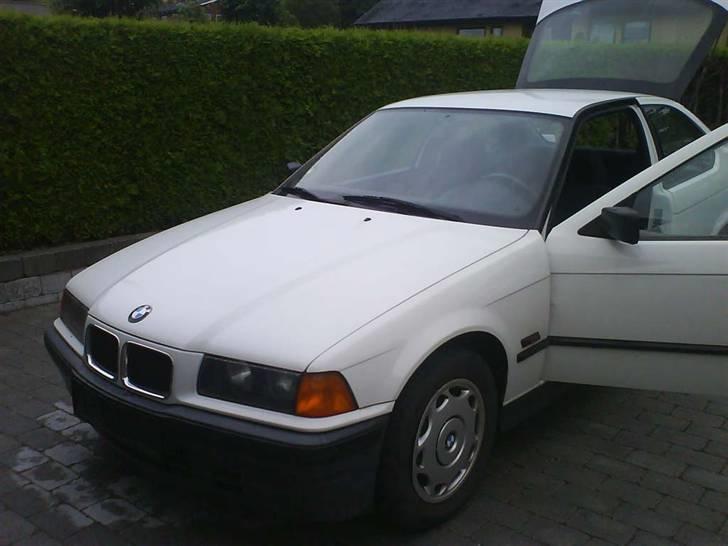 BMW 316i Compact *SOLGT* - Taget da jeg kørte prøvetur i bilen inden køb billede 1