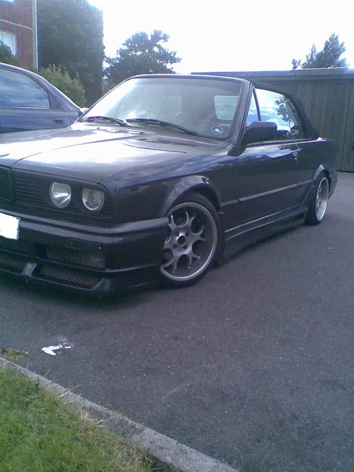 BMW e30 325i cabrio. SOLGT billede 5