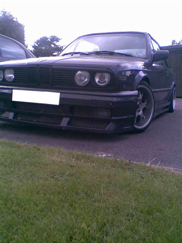 BMW e30 325i cabrio. SOLGT billede 6