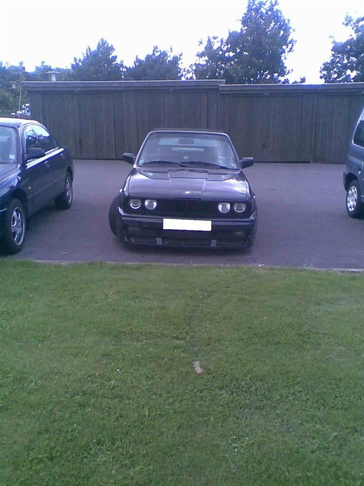 BMW e30 325i cabrio. SOLGT billede 12