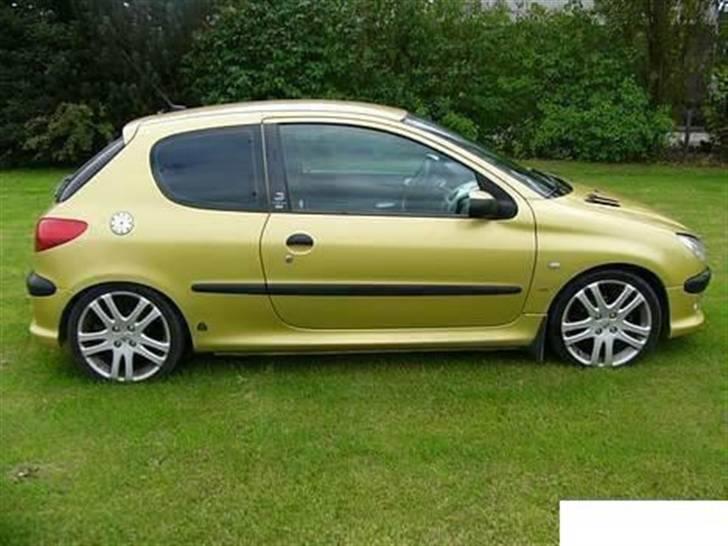 Peugeot 206  billede 2