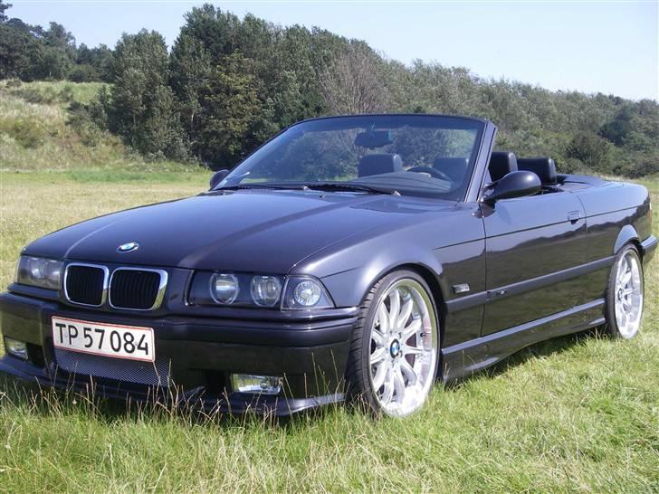 BMW 325I CABRIOLET SOLGT billede 1