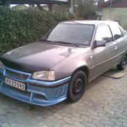 Opel KADETT  E GSI   (solgt)