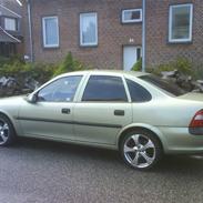 Opel vectra b "SOLGT"