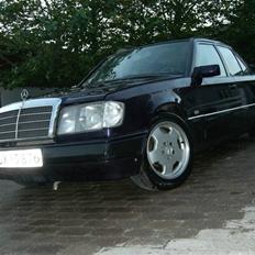 Mercedes Benz w124 1988 solgt