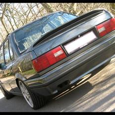 BMW E30 325i 24v Mtech2