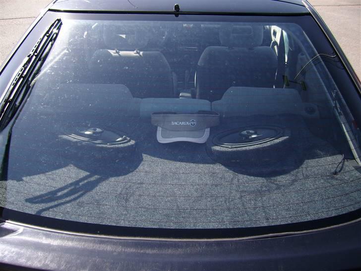 Mazda 323F **Solgt** billede 6