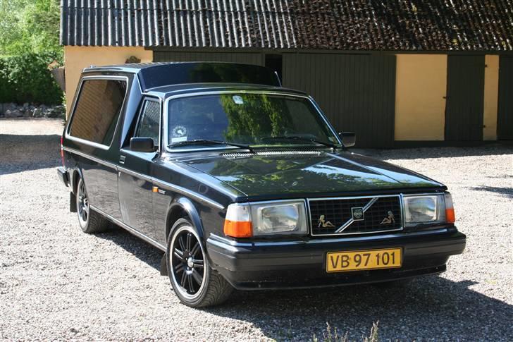 Volvo 245 solgt - utrolig flot i lakken billede 1
