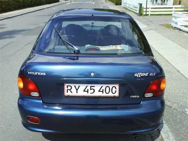 Hyundai Accent 1,5 GLS *SOLGT* - Lækker ende.... billede 5