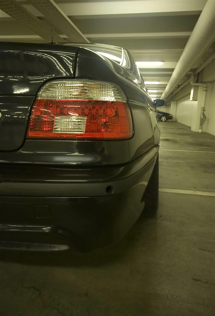 BMW E39 540i SOLGT billede 3