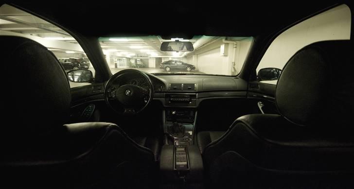 BMW E39 540i SOLGT billede 4
