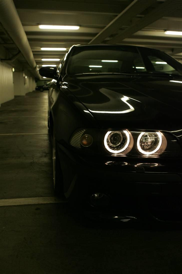 BMW E39 540i SOLGT billede 8