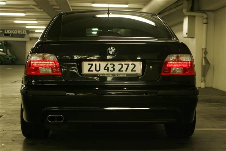 BMW E39 540i SOLGT billede 9