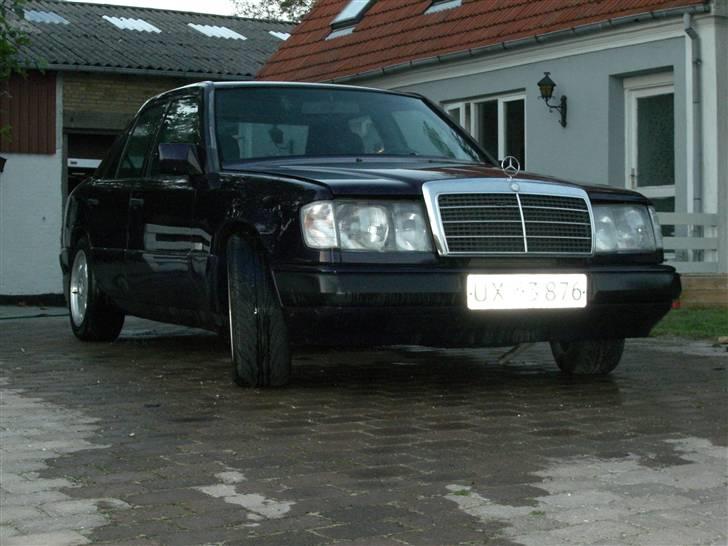 Mercedes Benz w124 1988 solgt billede 2