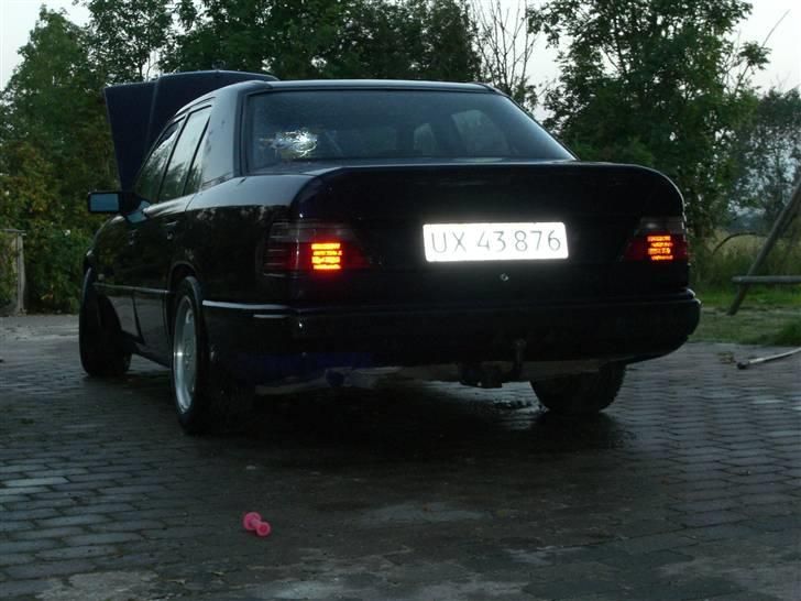 Mercedes Benz w124 1988 solgt billede 5