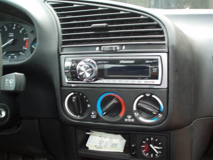 BMW 316i SOLGT billede 14