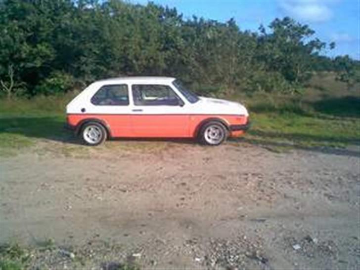 VW Golf 1 - Dejlig lille bil ..  billede 6