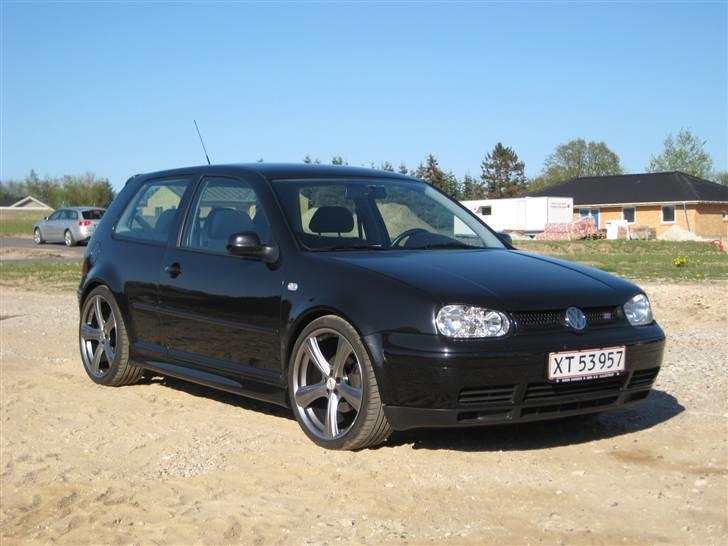 VW Golf IV  (SOLGT) - Var ude og grille, og tog lige et billede af dytten billede 1