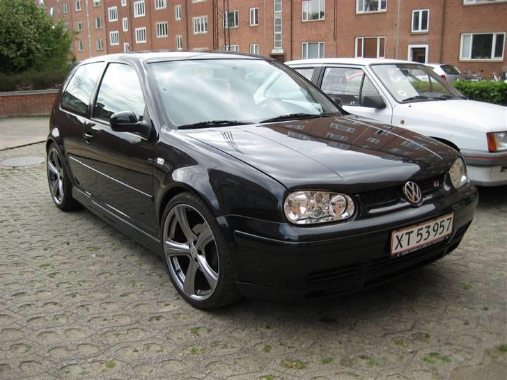 VW Golf IV  (SOLGT) - Hjemme på adressen :) billede 2