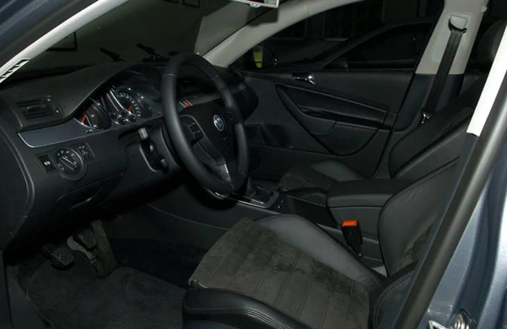 VW Passat Variant Highline (SOLGT) - Læder og alcantara billede 8