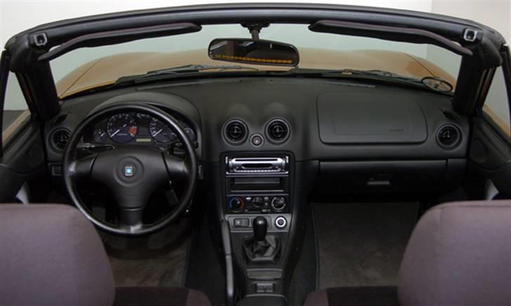 Mazda MX-5 1.8 (SOLGT) billede 4