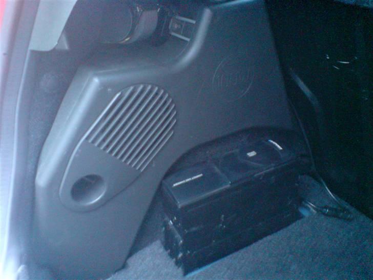 Fiat Punto Sporting 2# SOLGT - Cd changer + original Fiat sub billede 14
