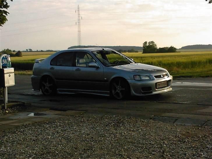 Honda Civic 1,6i VTEC SR SOLGT billede 2