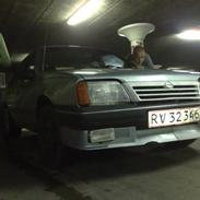 Opel ascona cc(projekt) DØD :(