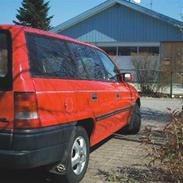 Opel Astra F van *SOLGT*