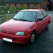 Ford Escort 1,6i CL