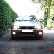 Ford Mondeo MK I