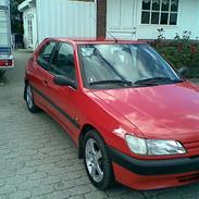 Peugeot 306