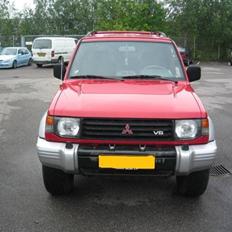 Mitsubishi Pajero 3000 **SOLGT**