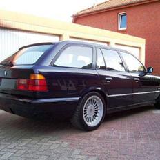 BMW 530i V8 Touring SOLGT