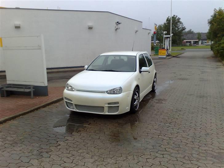 VW Golf 4 TDI "Solgt" billede 1