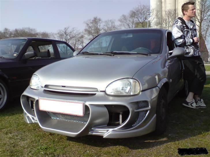 Opel Corsa B - nye front :D billede 1