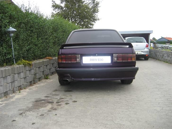 BMW 323i E30 *SOLGT* billede 2