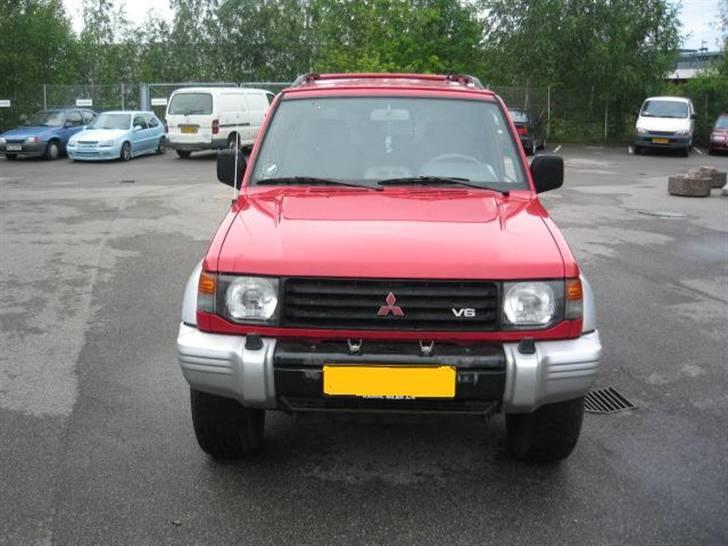 Mitsubishi Pajero 3000 **SOLGT** billede 2