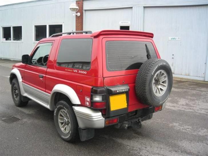 Mitsubishi Pajero 3000 **SOLGT** billede 4