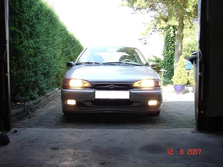 Ford Mondeo MK I billede 1