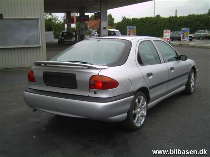 Ford Mondeo MK I billede 2